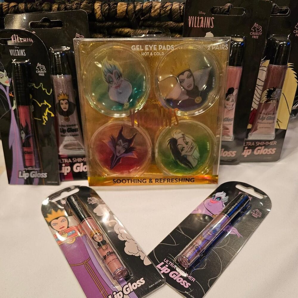7 Piece Disney Villain Beauty Bundle